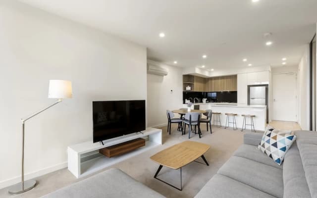 Ellia Doncaster Apartment - photo 2