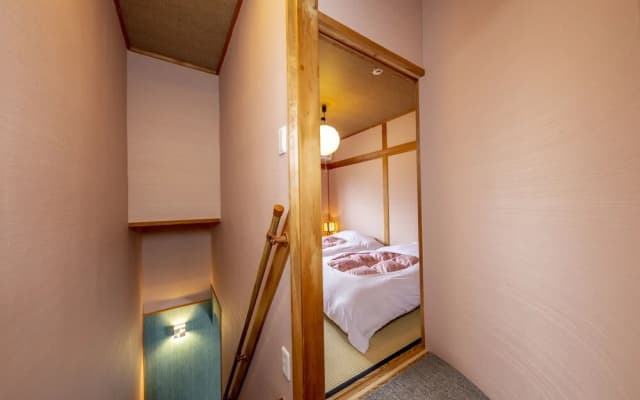 Kizuna House near Nijo Castle - photo 4