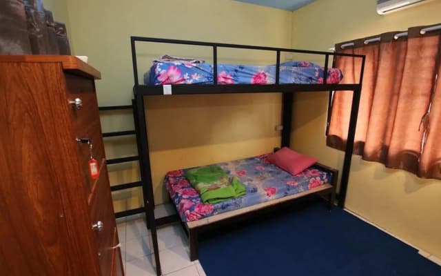 OneIsra Hostel - photo 4