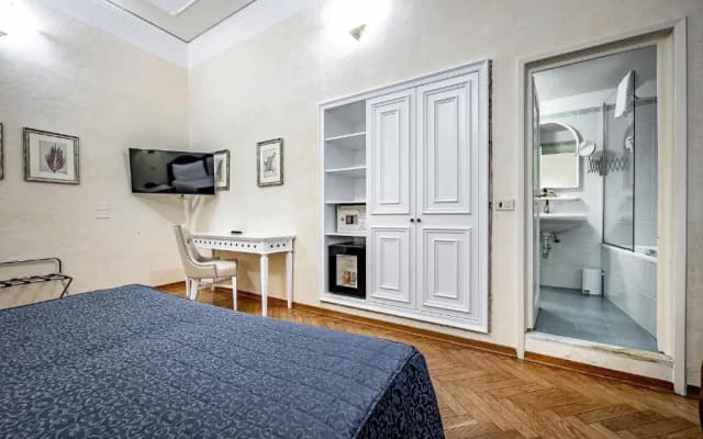 Hotel Alessandra - photo 4