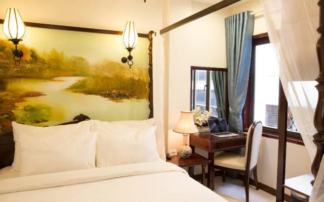 Ancient Lane Hotel - photo 3