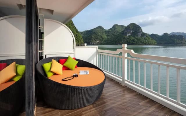 Verdure Lotus Classic Cruise on Lan Ha Bay - photo 3
