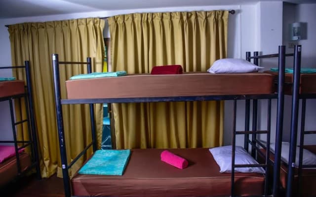 The Wanderlust Hostel - photo 3