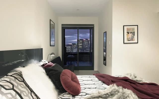 Xanadu Apartments - photo 3