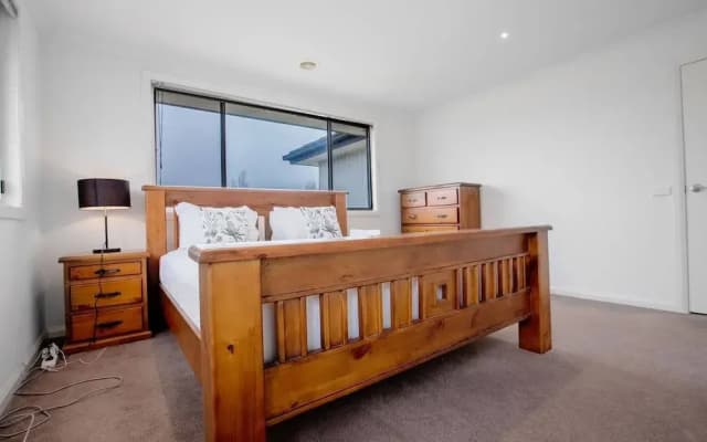 Superb Luxe 5BR House@point Cook Near Lake - photo 3