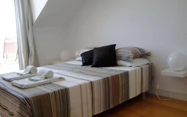 Superb Apartments Overlooking Graca in Lisbon - photo 4
