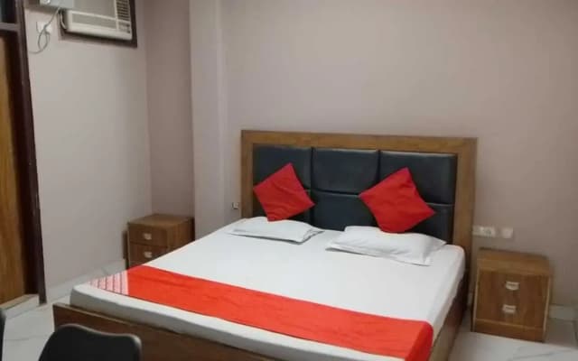 Hotel O Golden King - photo 2
