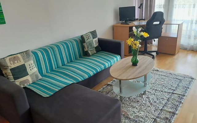 Serviced Apartment with Sunny Balcony - photo 3