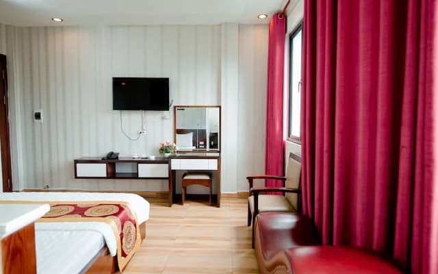 Phuong Nam Hotel Aeon Mall Long Bien - photo 5