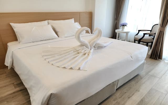 Arsh Boutique Hotel - photo 3