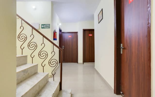 Hotel O Dwarka Metro - photo 3