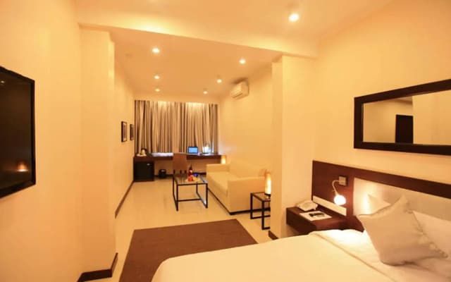 Hong Ha Hotel - photo 5