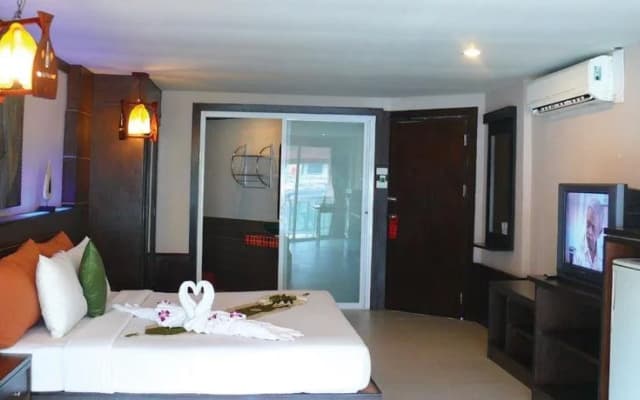 Guitar Residence - photo 2