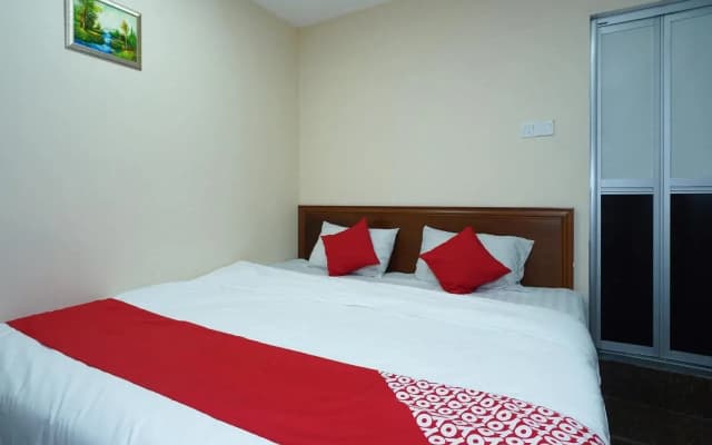 Q One Hotel - photo 5