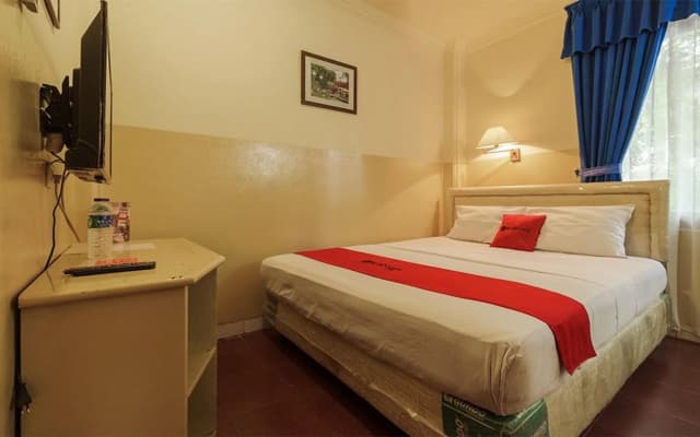 Margot Hotel by RedDoorz - photo 2