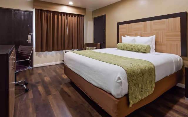 GlenRock Inn & Suites - photo 5