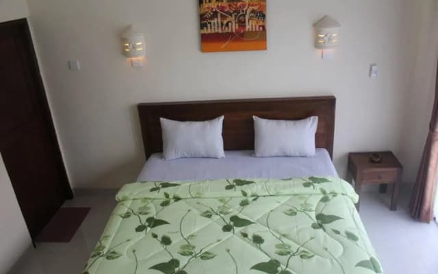 Purnama Guesthouse - photo 3
