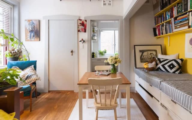 Beautiful Lush and Green Oasis Studio Apartment - photo 3