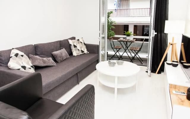 Modern Glamorous Apt in Athens DT - photo 4