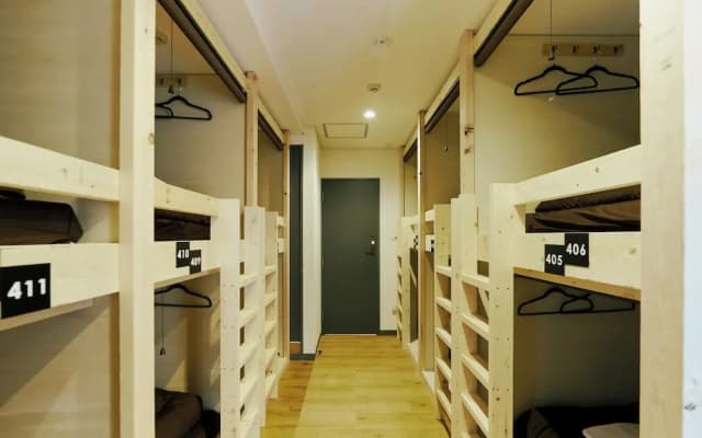 Akasaka Guesthouse HIVE - Hostel - photo 3