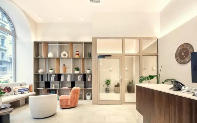 House of Ble - photo 2