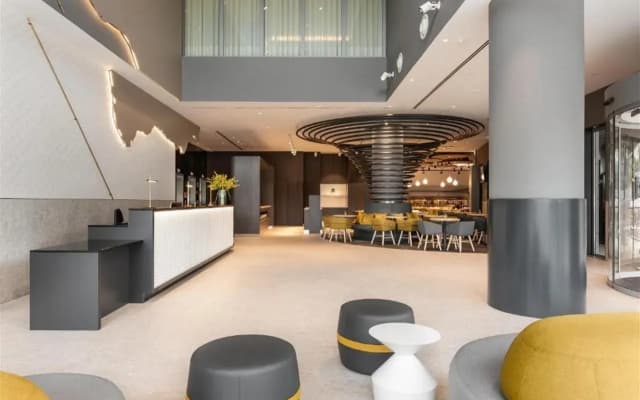 Hotel Ikonik Lisboa - photo 2