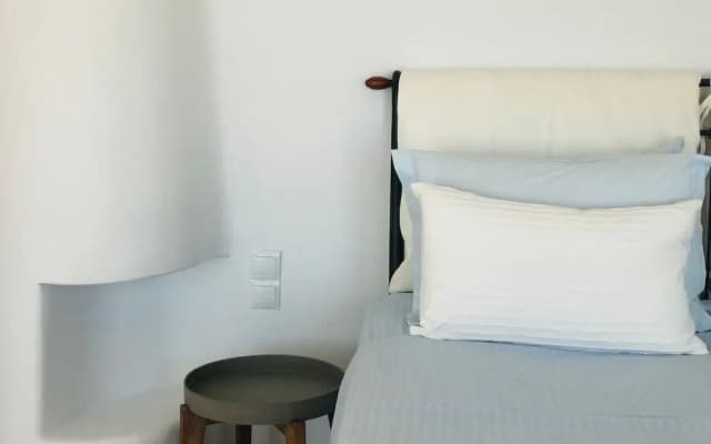 Soho Apartments - photo 2