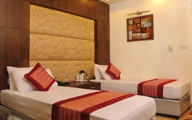 OYO 2202 Hotel City Heights - photo 3
