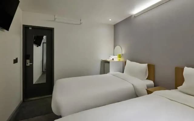 Halfrest Hostel Jongno Insa - photo 3