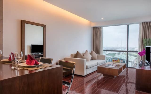 Crowne Plaza West Hanoi Residences - photo 3