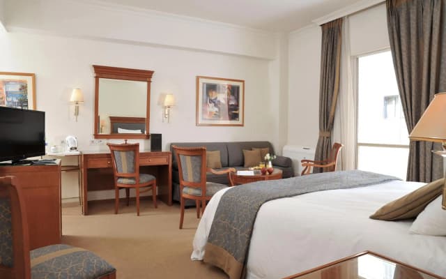 Athens Atrium Hotel and Suites - photo 5