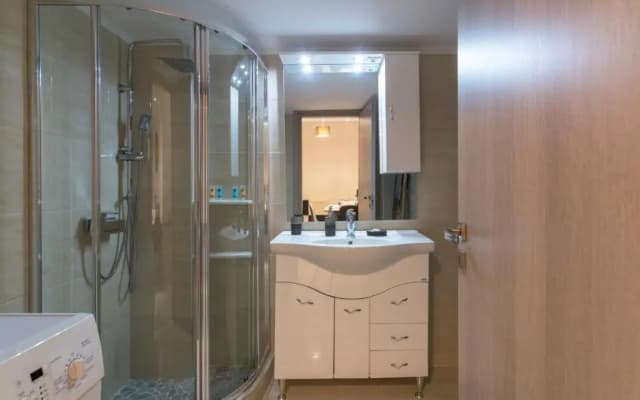 Erato, 50m² fully-equipped apt in Athens - photo 5