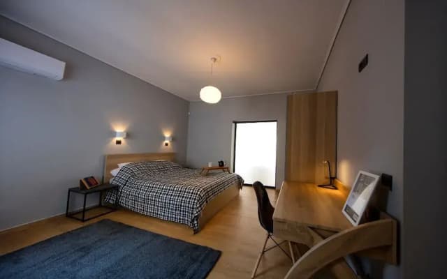 Heyden Entire Super Modern Minimal Flat - photo 4