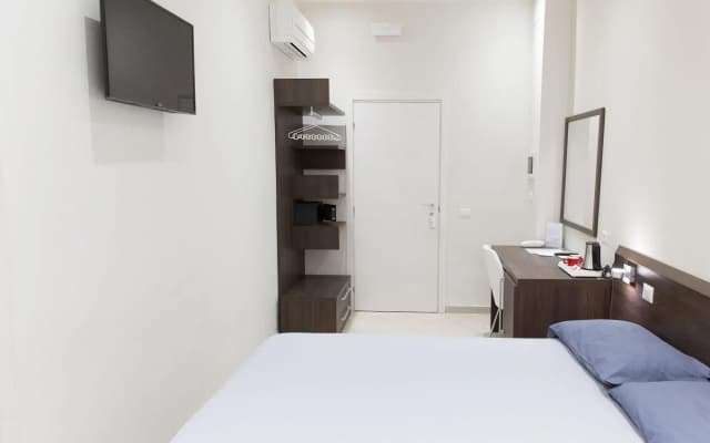 Venustas Hotel - photo 4