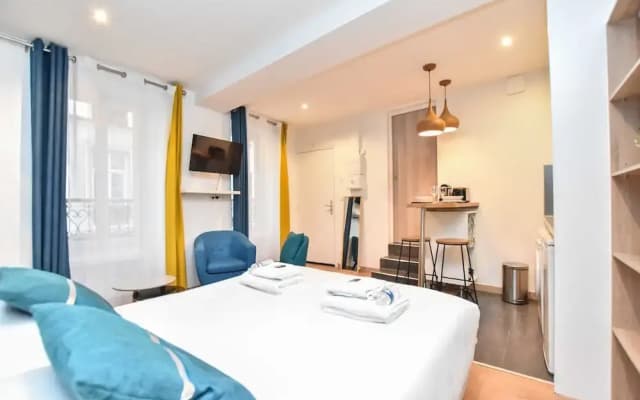 Modern Studio in the Heart of Paris - photo 5