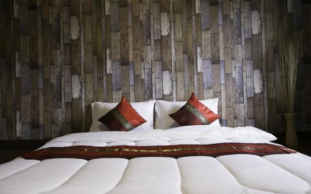 Houzzel360 Tha Pae - photo 3