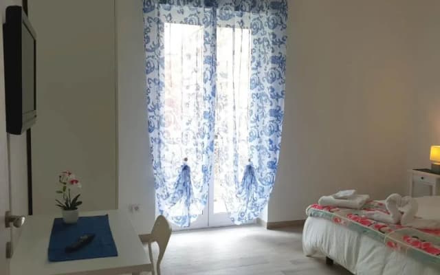 550 Special Home - photo 3