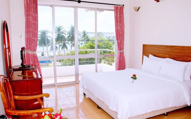 Aurora Nha Trang Hotel - photo 2