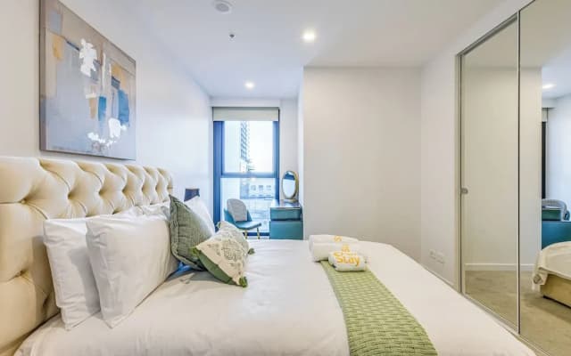 StayAU Apartment BoxHill FREE Parking - photo 3