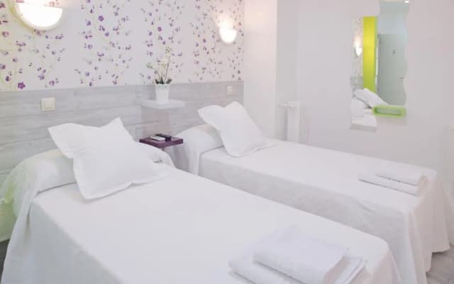 Hostal Nersan - photo 5