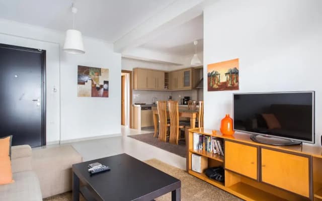 Flat 3 bedrooms 1 bathroom - Athens - photo 3