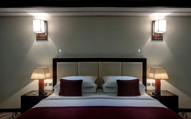 Pavilion Palace Hotel - photo 4