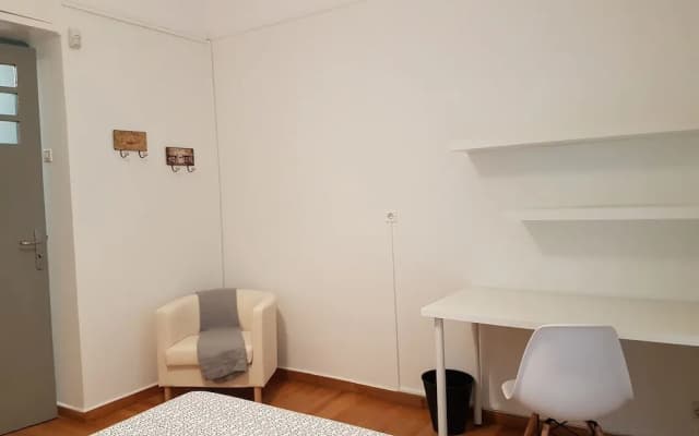 Erra - Biscuit - Athens Center,60m²,2 BD,1 BATH - photo 2