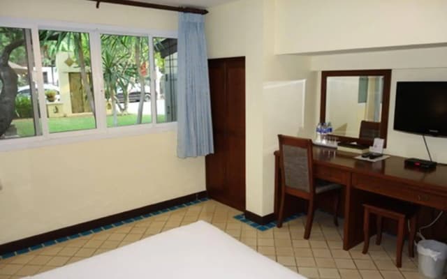 Bunthomstan Guesthouse - photo 3