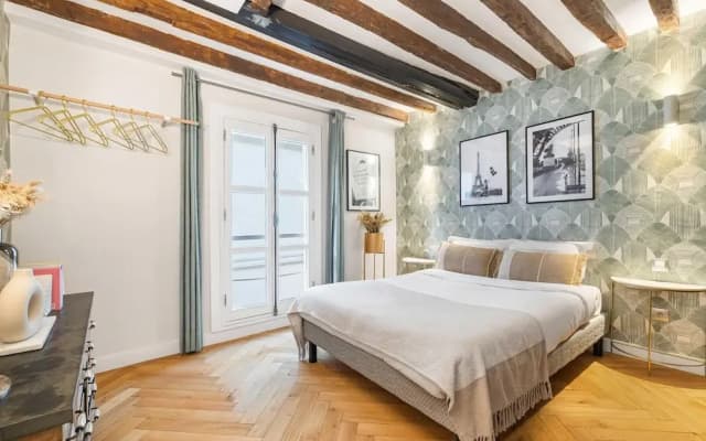 Amazing Historical Parisien Loft Next TO Louvre Area ! 6 - photo 5