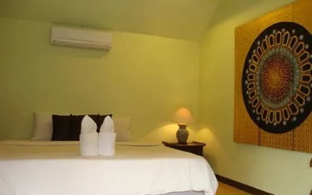 Kluay Mai Bungalow Beach - photo 2