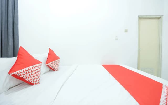 OYO 150 Harmoni Residence - photo 5