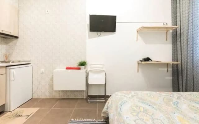Cosy Studio Reina Sofia Museum - photo 5