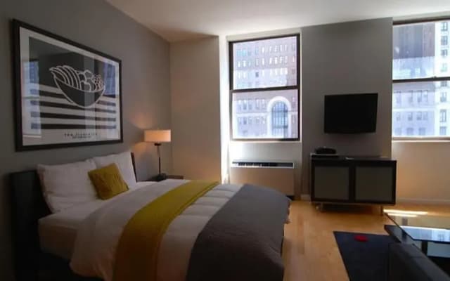 The Downtown Club - photo 3