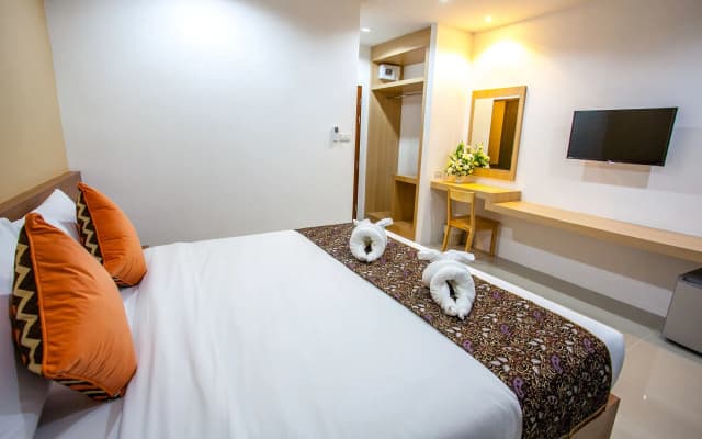 Wanarom Residence Hotel - photo 4